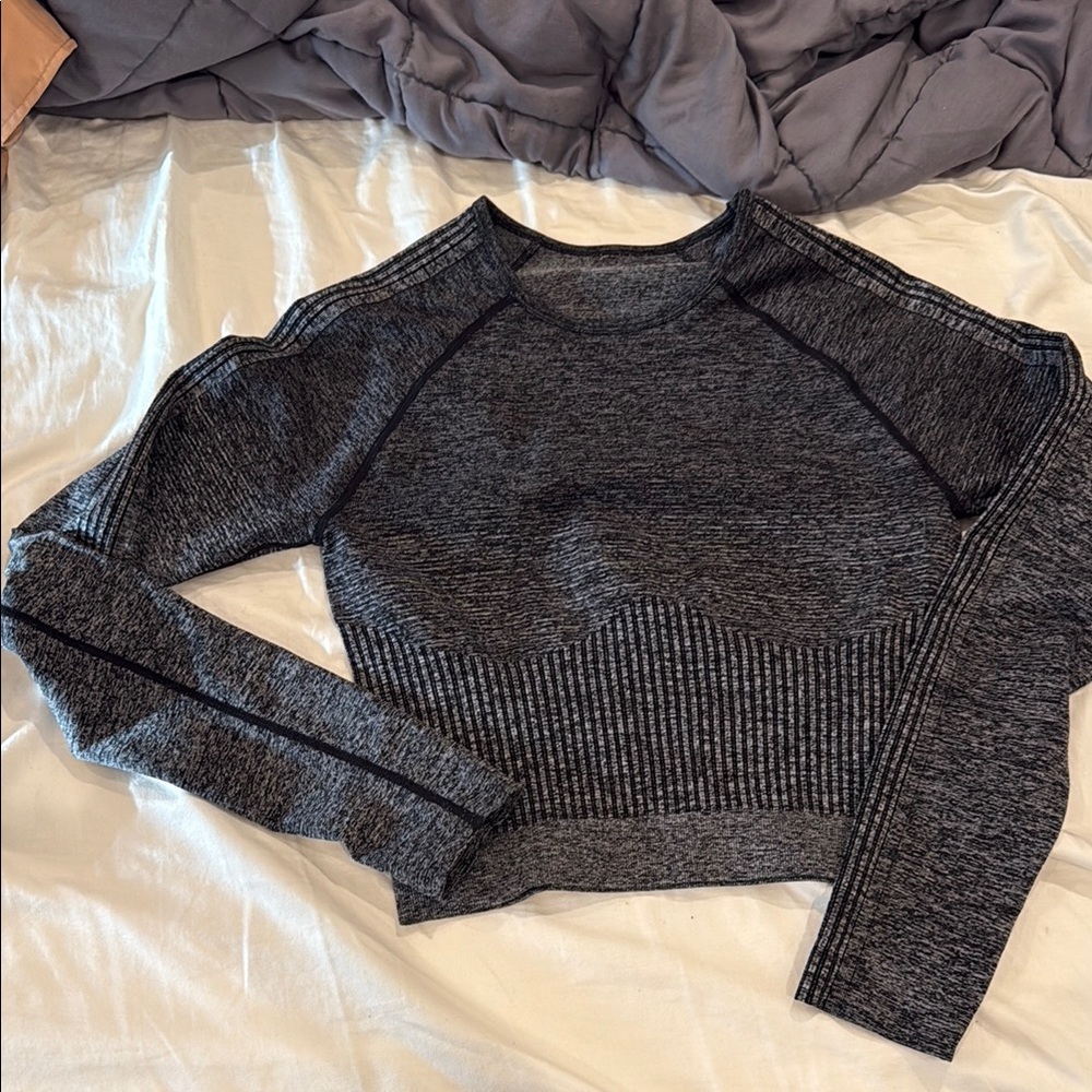 Ombre Seamless Long-Sleeve Top